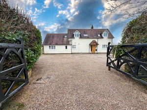 Photo 15- click for photo gallery